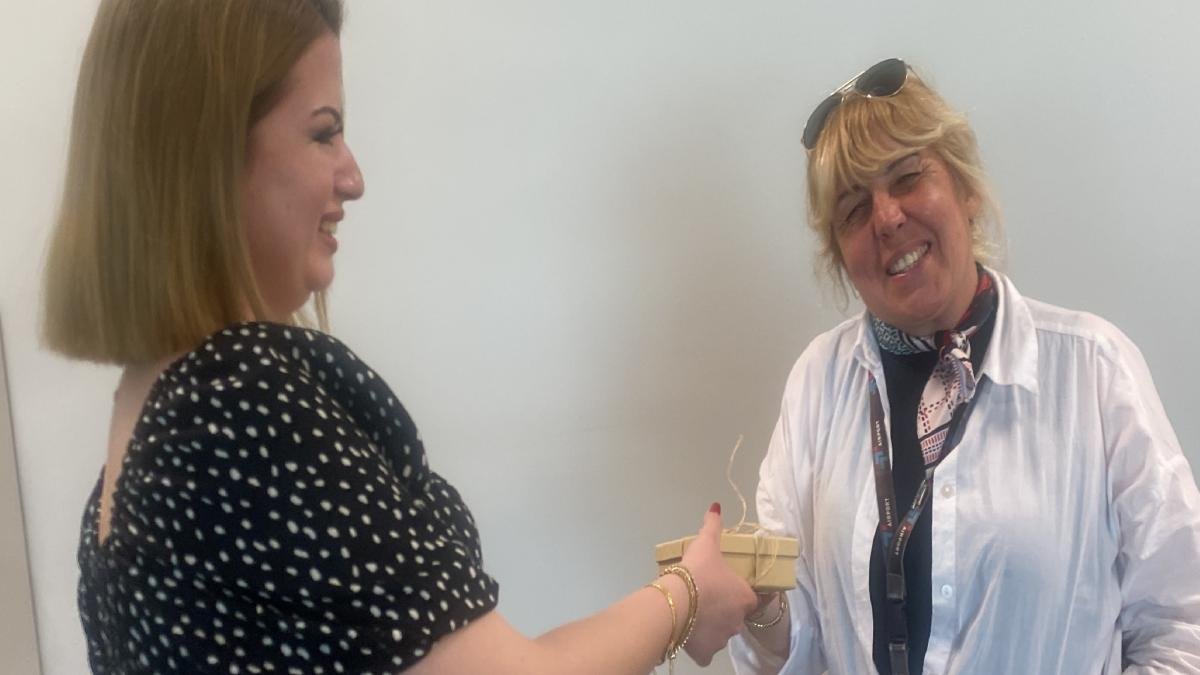 Anneler Gününde Toplumun Güzel Gelişimine Destek olan Annelerimize Özel Kutlama