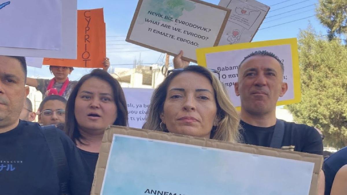 Kimliksizler Derneği'nden Güney Kıbrıs'ta Özgürlük ve Hak Mücadelesi